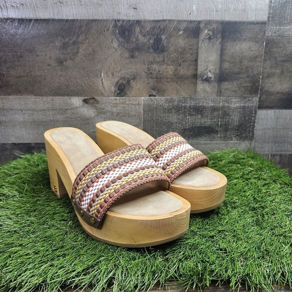 New Veronica Beard Hannalee Woven Platform Sandal. 10 - Picture 2 of 14